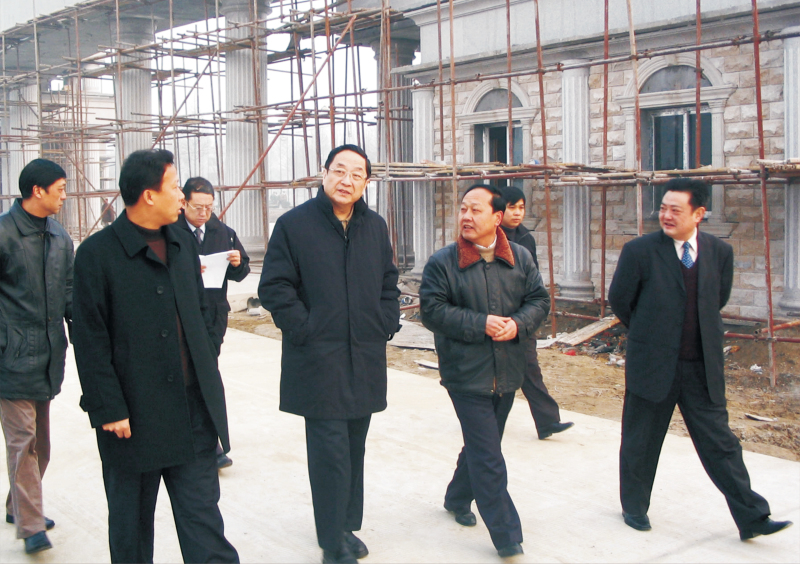 2005年1月14日，中共中央政治局委員、湖北省委書(shū)記俞正聲來(lái)公司調(diào)研